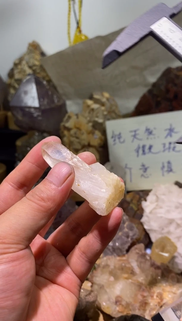 水晶珠宝半成品未镶嵌42号马岛水晶簇