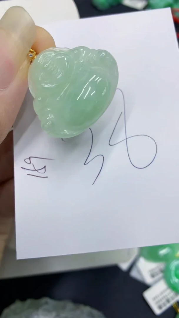 翡翠未镶嵌颈饰11111111111