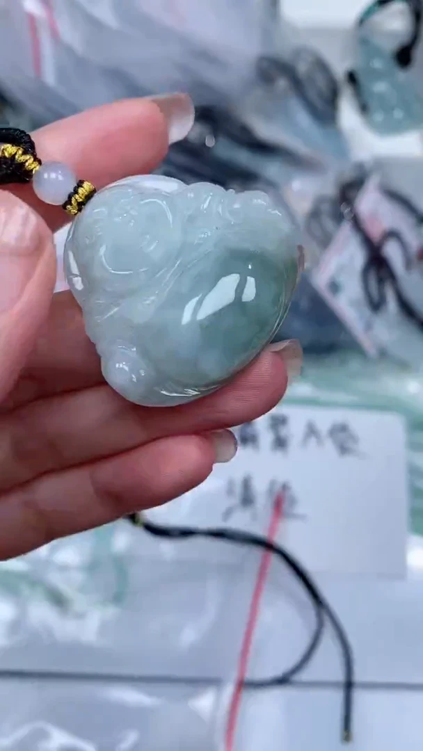 颈饰未镶嵌翡翠吊坠