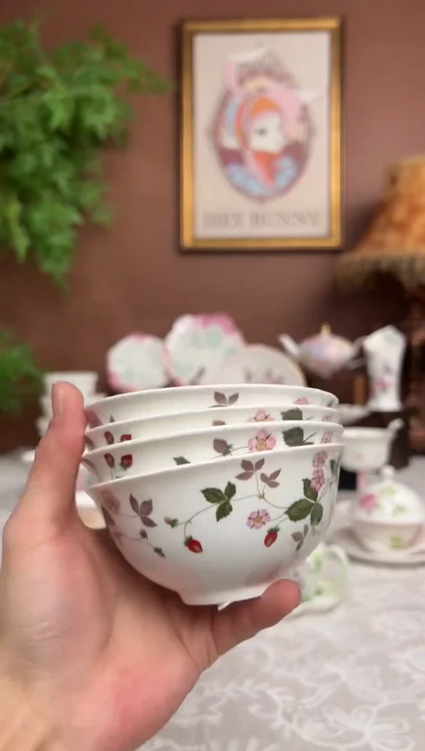 36%以上骨粉骨瓷野草莓米饭碗4个