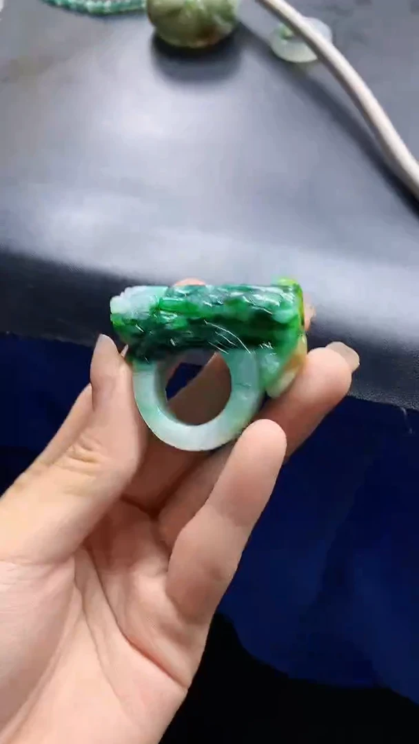 颈饰未镶嵌翡翠天然缅甸翡翠a货