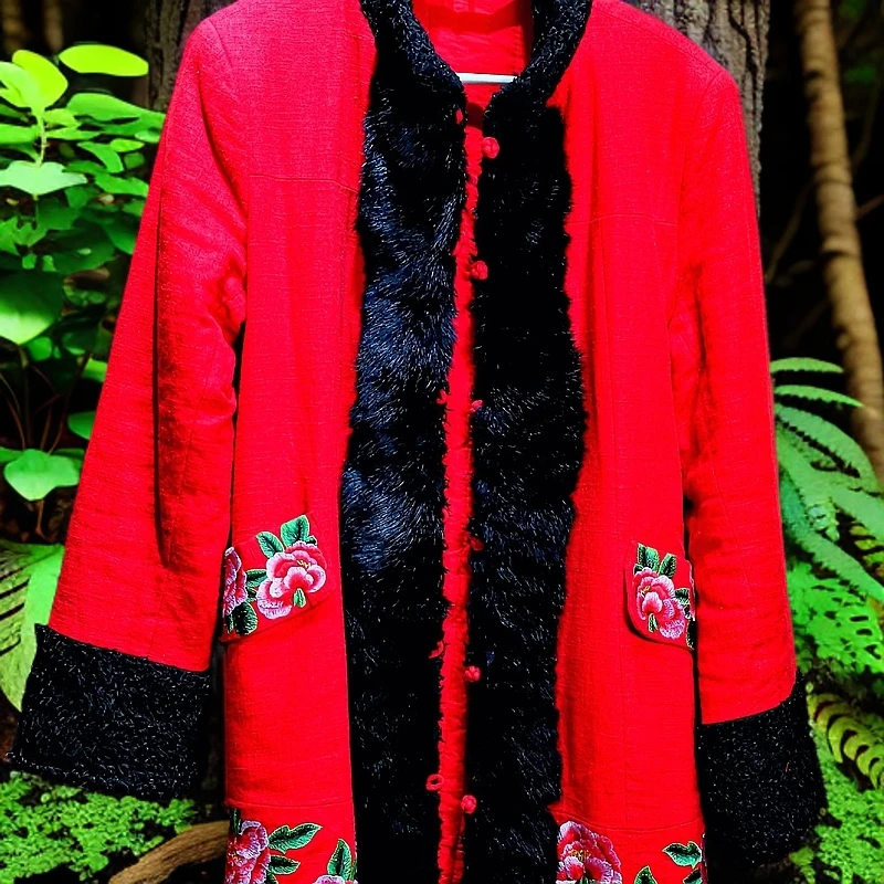 【冰镜】冬季夹棉刺绣牡丹大红色棉麻貂毛边长款风衣大衣加厚中国风