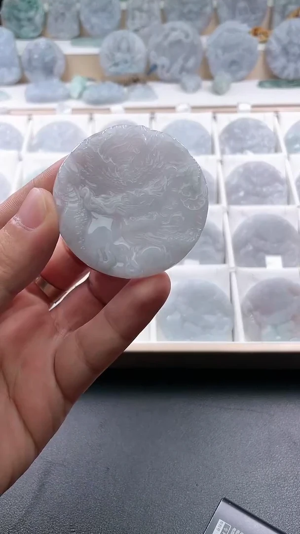 翡翠未镶嵌颈饰2025/6/10/242