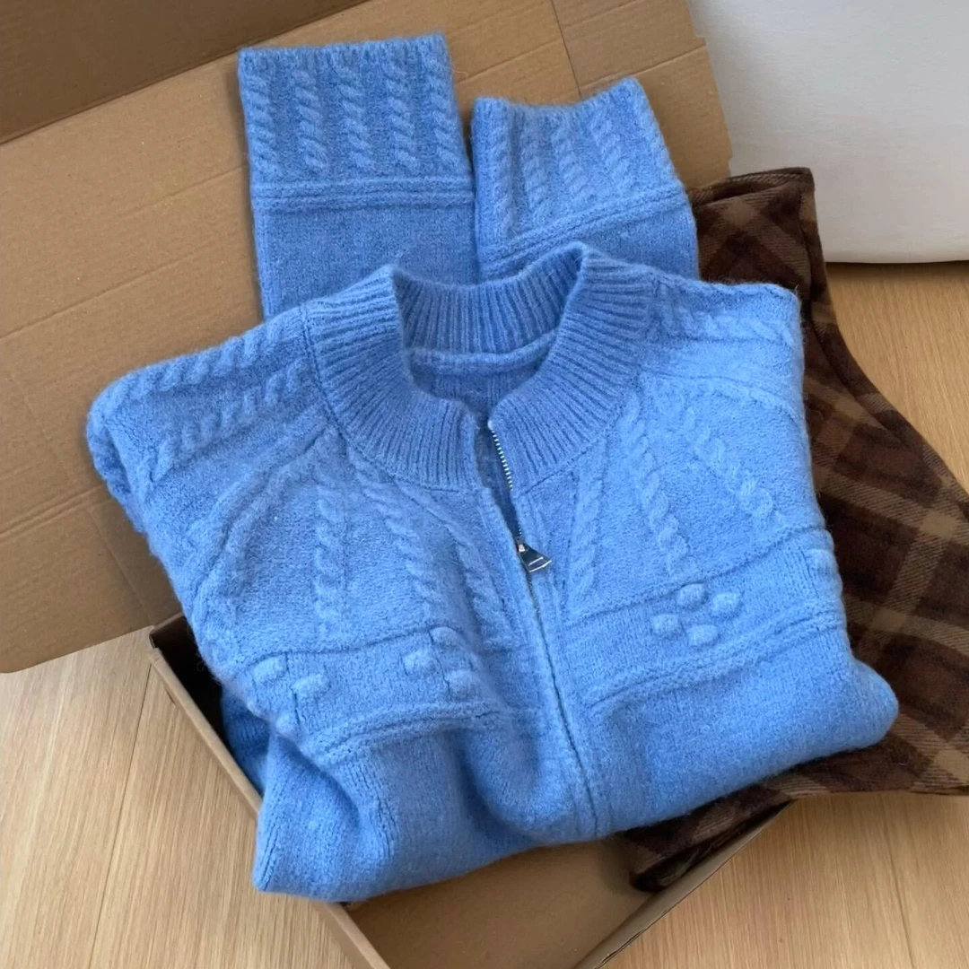 2025年秋冬季新款韩版时尚百搭显瘦设计感女休闲洋气上衣针织衫