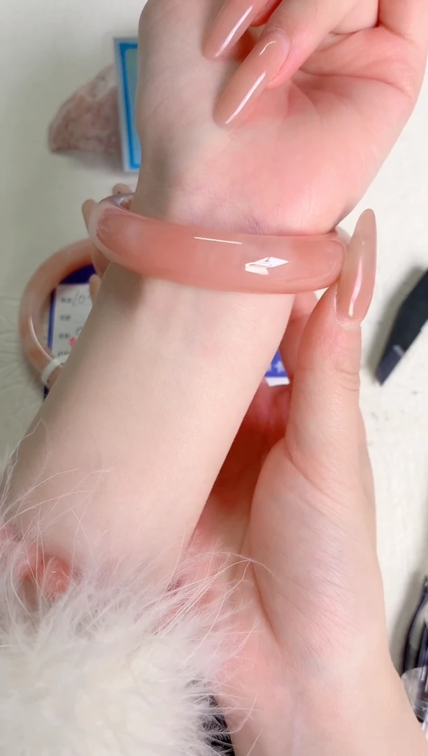 未镶嵌手镯石英质玉桃花103-圈口55.7