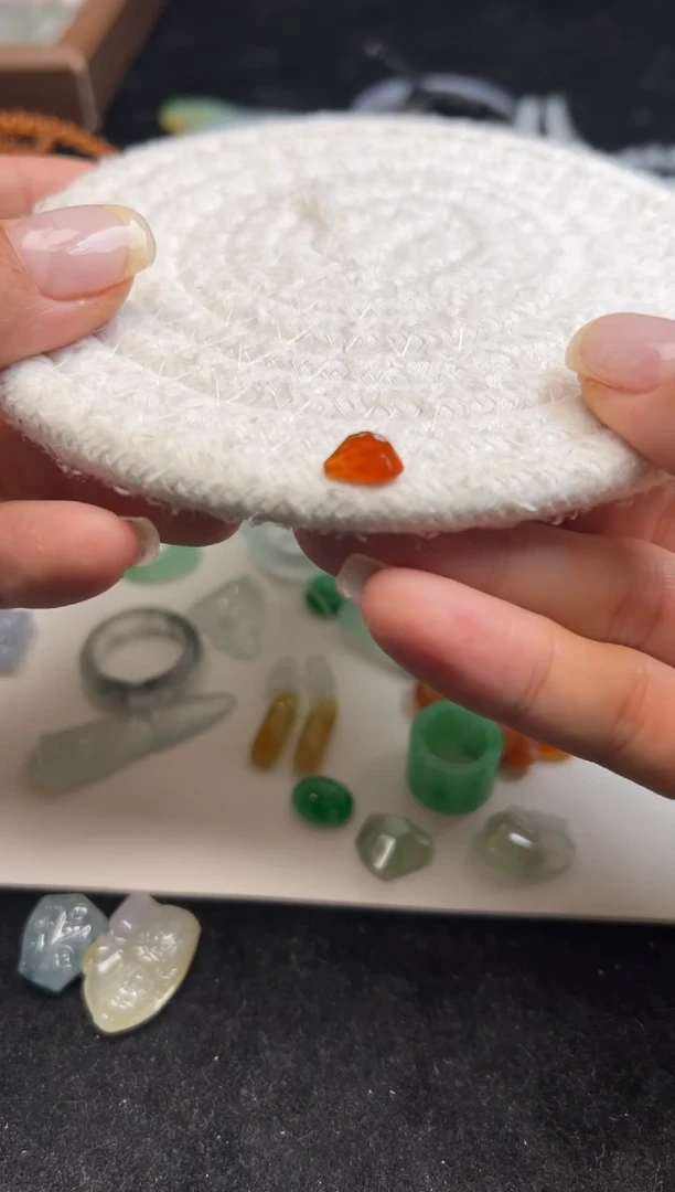 未镶嵌定制翡翠红远山950