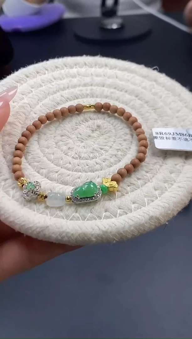 颈饰银S925镶嵌翡翠16502