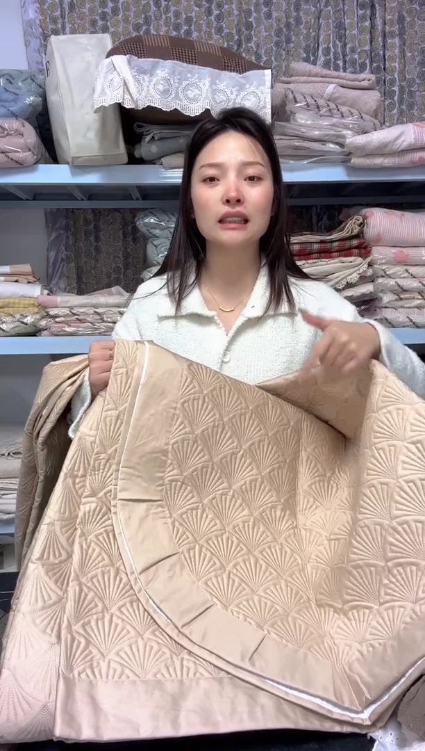 棉棉  单 床盖   80