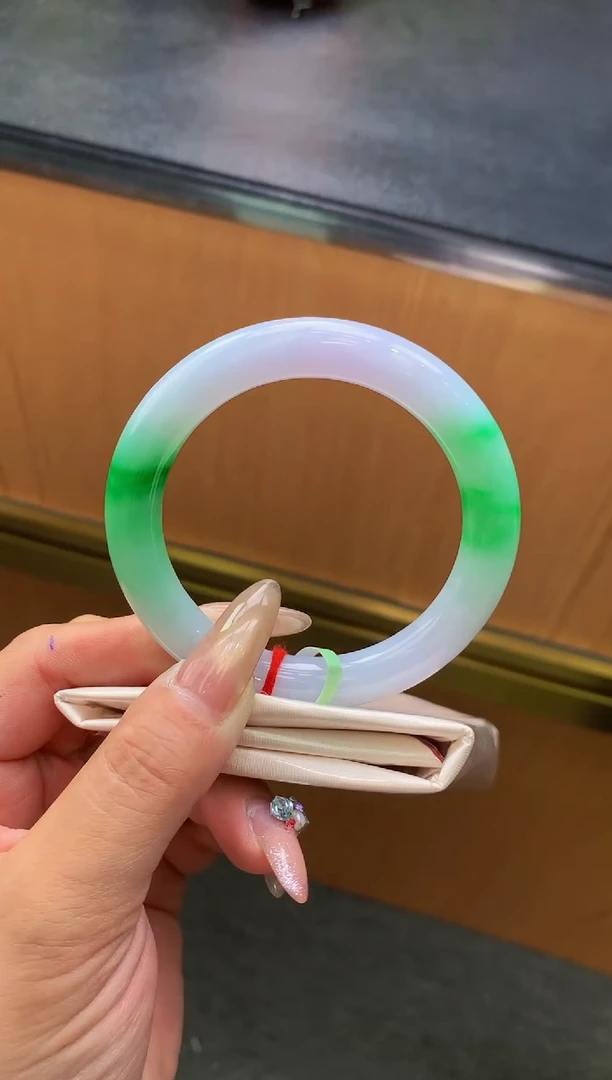 未镶嵌手镯翡翠-F163-圆条54.3-全款13.5万-定金2万