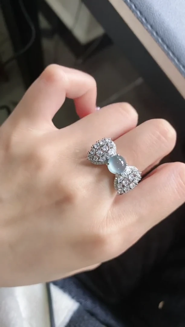 【闪购商品】翡翠戒指银S925镶嵌51511