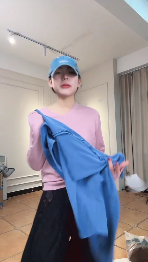 安****子设计师品牌卡其色格子裤