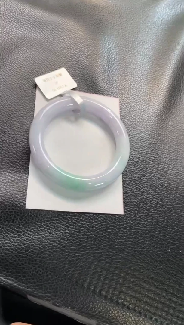 未镶嵌手镯翡翠79号链接 有纹裂 56圆条