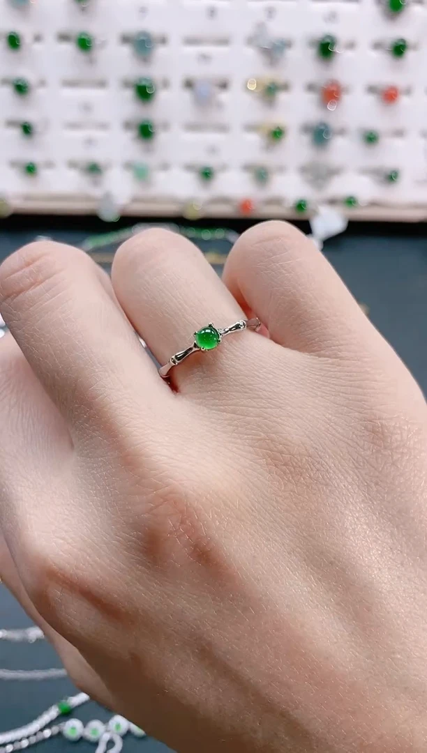 【闪购商品】翡翠戒指银S925镶嵌天然翡翠