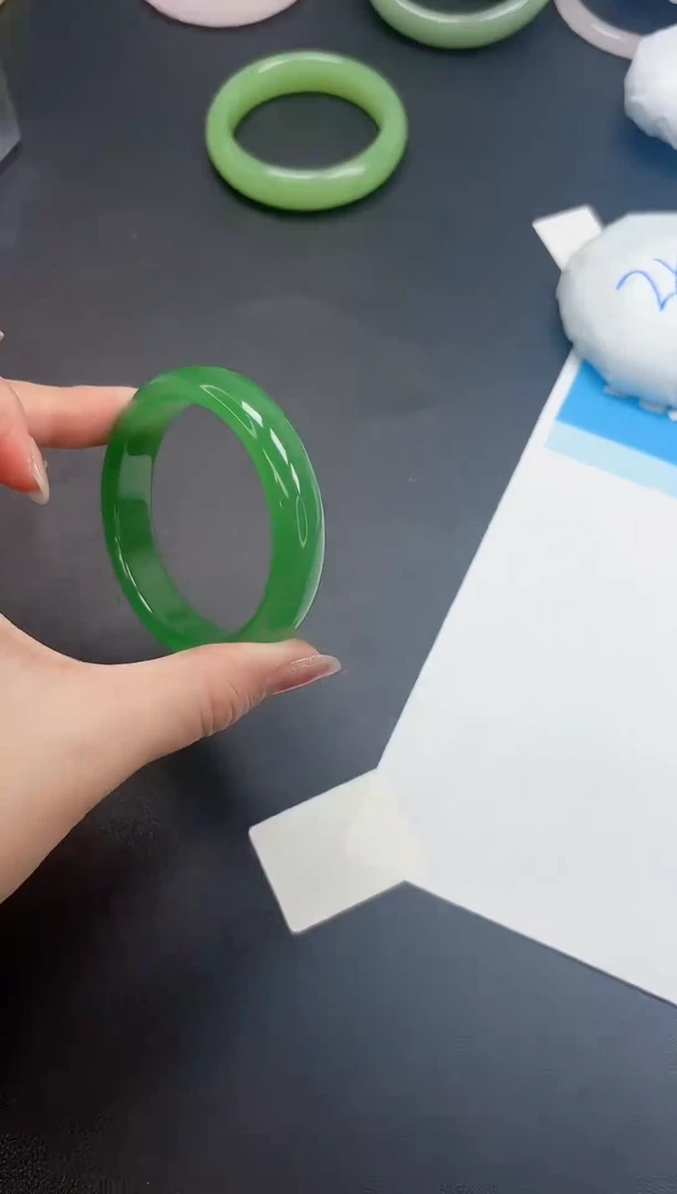 未镶嵌手镯石英质玉A61/5354