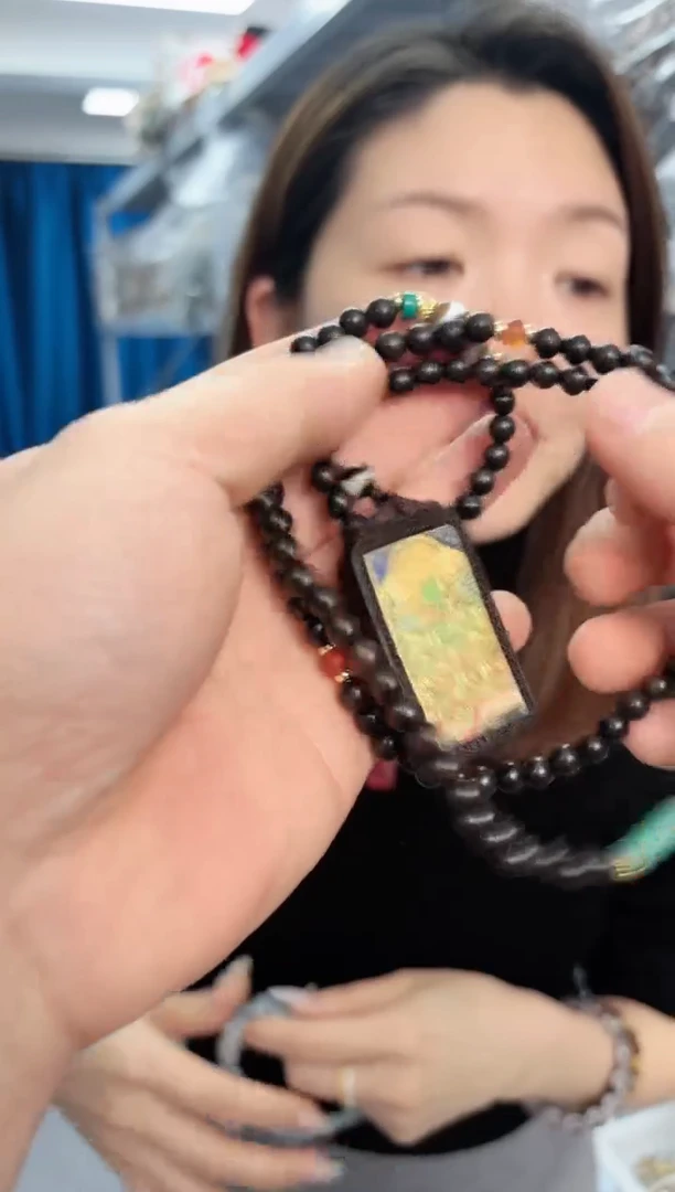 【闪购商品】破布木（黑柿木）红三通绿度母毛衣链