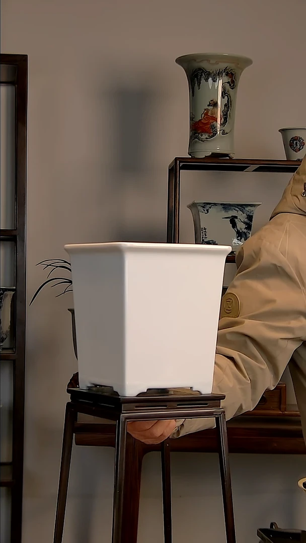 景德镇手工陶瓷花盆