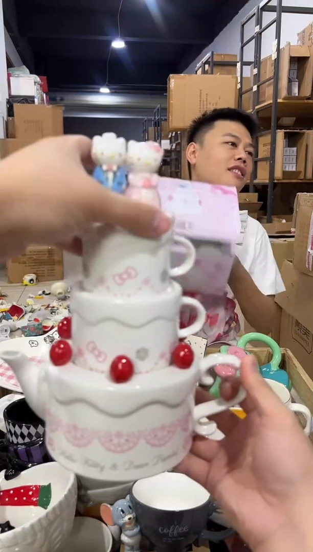 瓷片原盒kt猫结婚茶壶套组