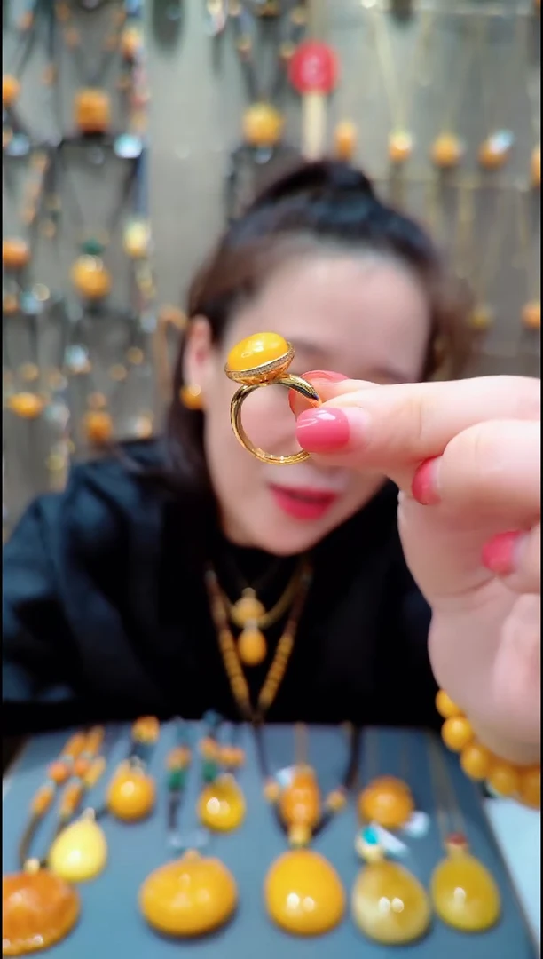 蜜蜡银S925镀金镶嵌珠宝奇石﹣G301蜜蜡戒指