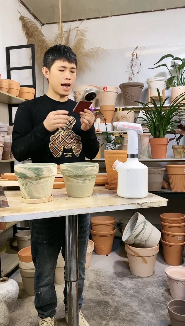 【闪购商品】红陶16*13绿白陶 2盆2托 玛奇朵托盘