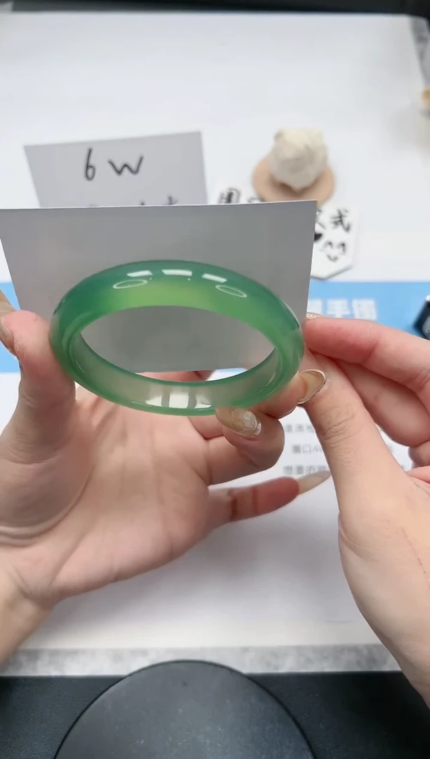【闪购商品】玛瑙/玉髓手镯未镶嵌294/58.7晴水