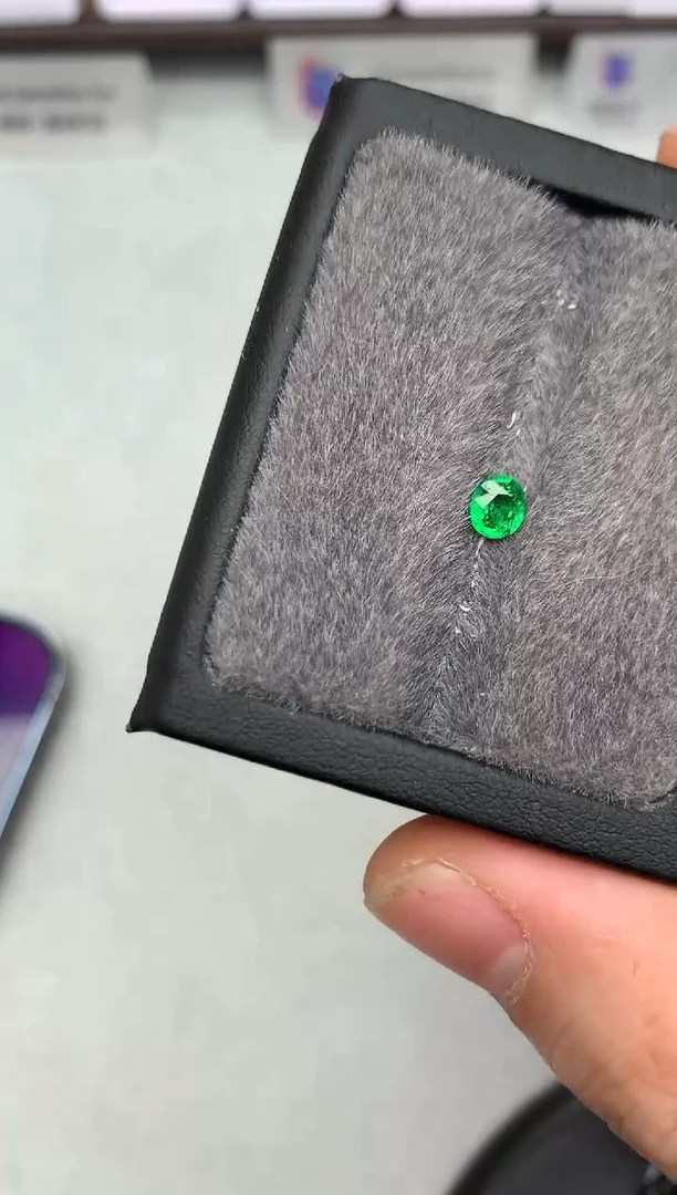 【闪购商品】石榴石（沙弗莱）裸石未镶嵌12-16 卡扎尼裸石