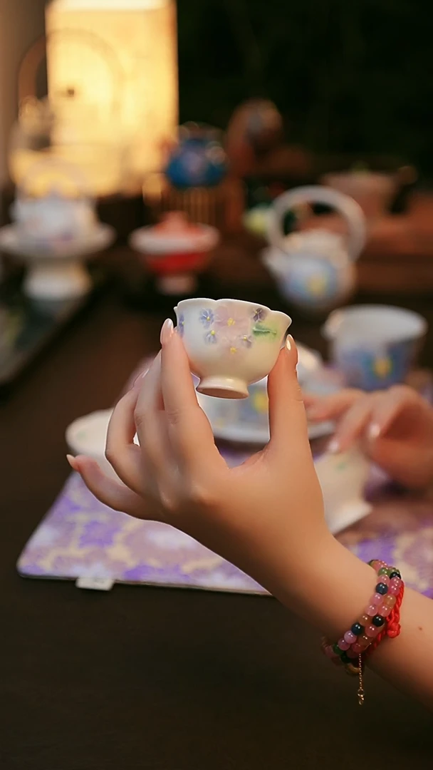 陶瓷茶具蝶影客杯