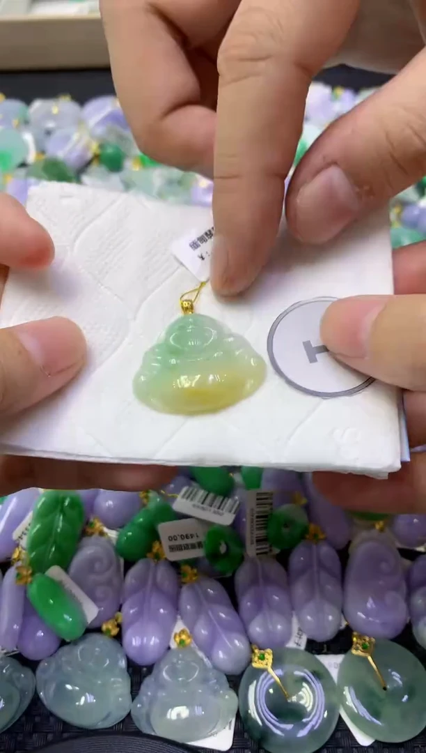 颈饰未镶嵌翡翠天然缅甸翡翠A货