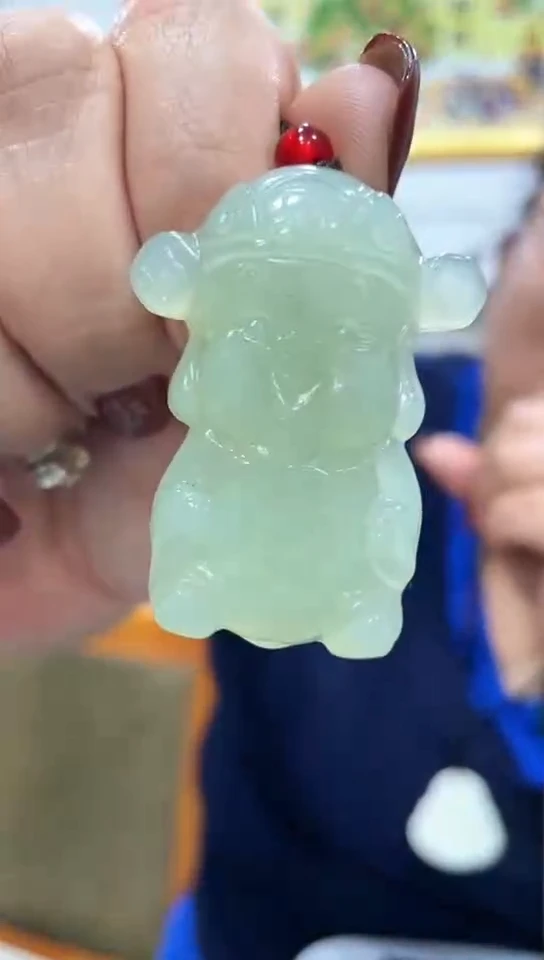 未镶嵌岫玉挂件