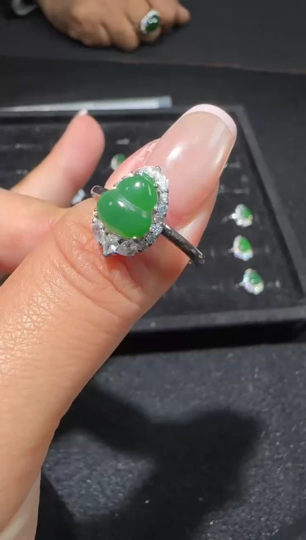 【闪购商品】翡翠戒指未镶嵌多样性发货拍一发一