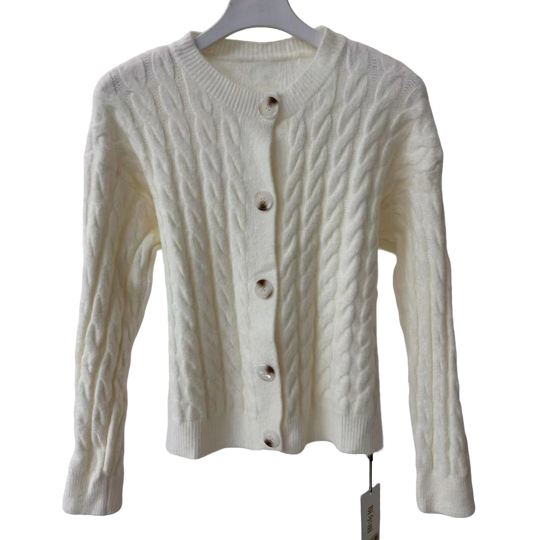 306温柔甜妹风长袖圆领麻花针织开衫女春季宽松显瘦杏色上衣