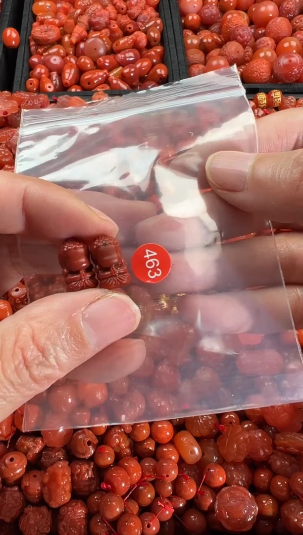 【闪购商品】南红玛瑙颈饰未镶嵌1