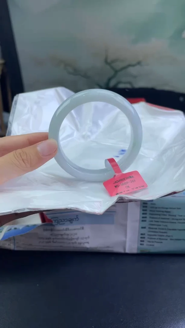 翡翠手镯未镶嵌4翡翠手镯