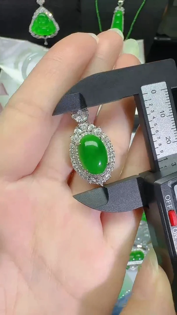 吊坠(不含链)未镶嵌翡翠翡翠A货蛋面吊坠