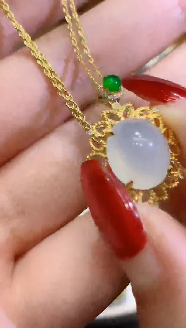 【闪购商品】翡翠颈饰18K金镶嵌团购1