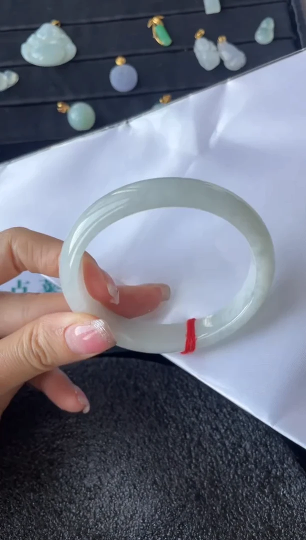 【闪购商品】翡翠手镯未镶嵌L圈口55+编号6