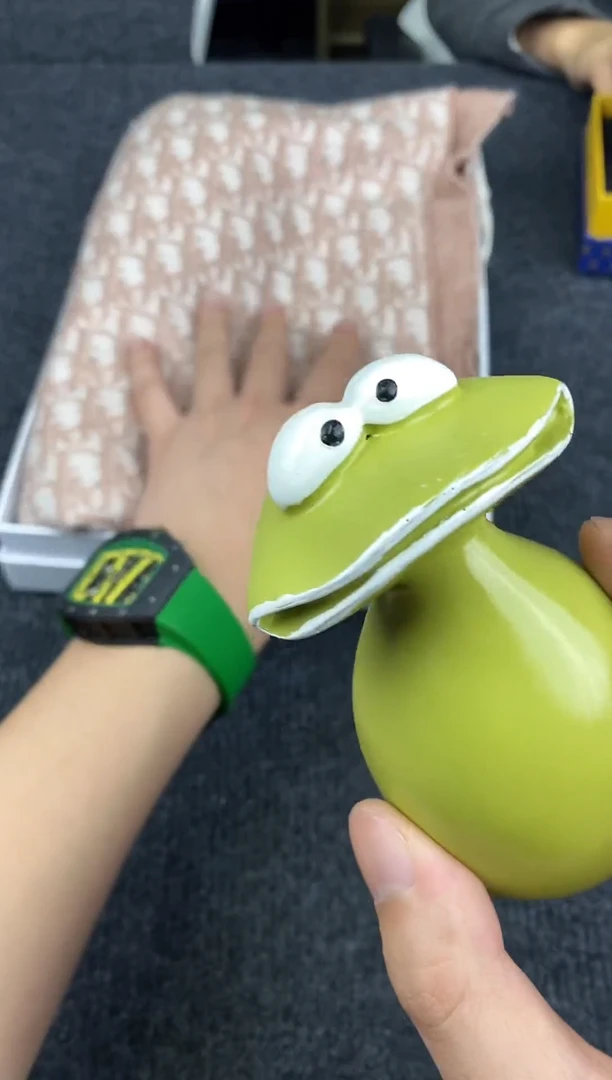 瓷片手工商品，没有品牌