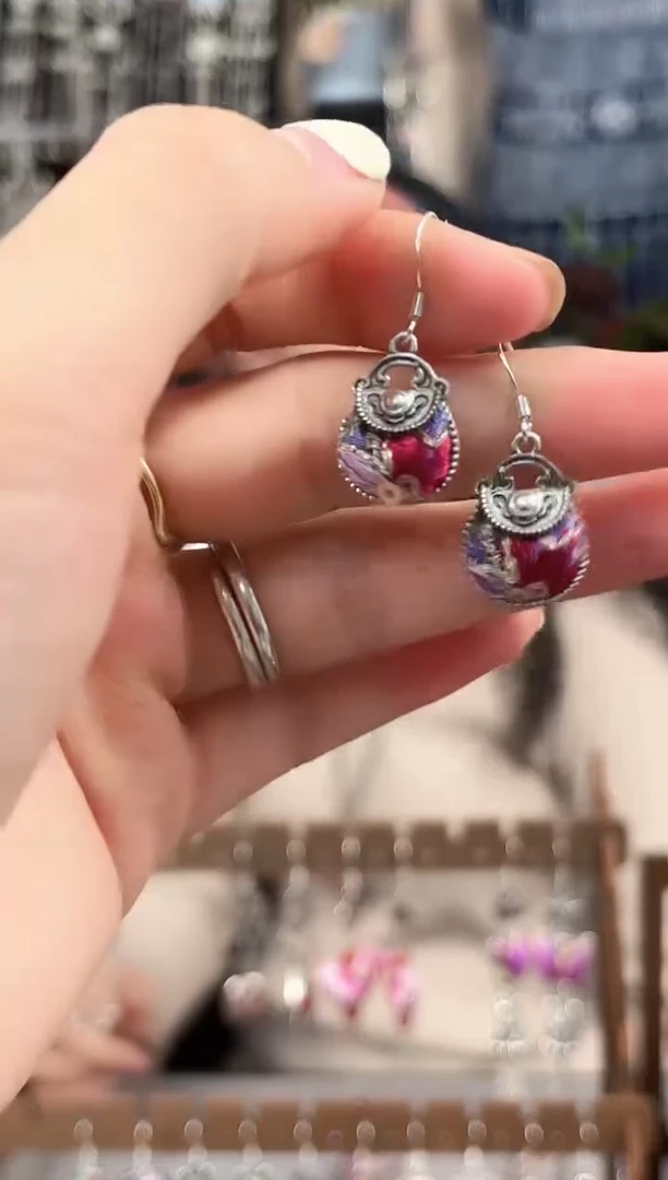 织绣民族风非遗老绣饰品262