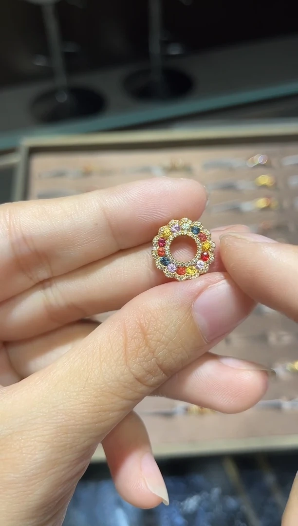 吊坠(不含链)蓝宝石18K金镶嵌1