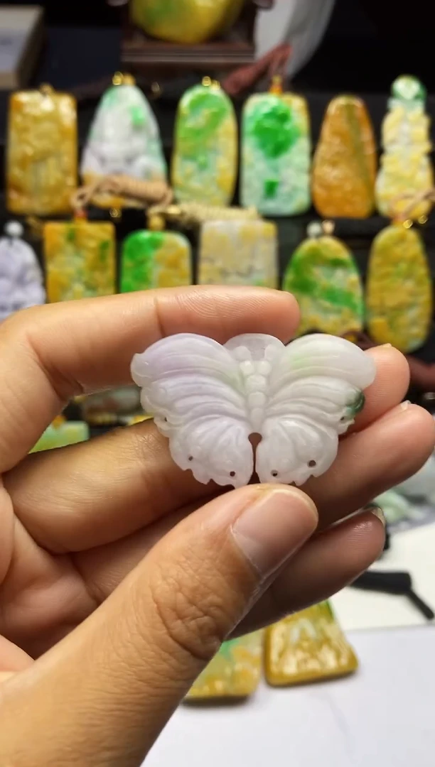 定制翡翠未镶嵌翡翠A货