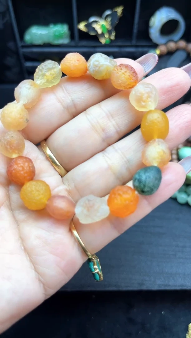 未镶嵌手串玛瑙/玉髓阿**学手串