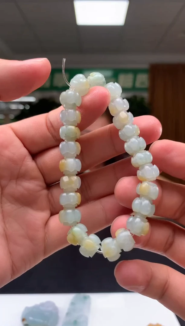 未镶嵌定制翡翠          *216