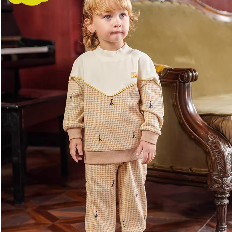 moimoln小云朵童装秋冬新款男童洋气套装宝宝上衣裤子冬装两件套