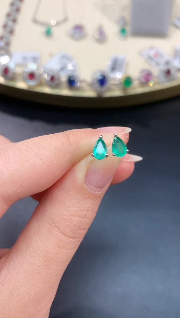 【闪购商品】祖母绿耳饰18K金镶嵌A119|999