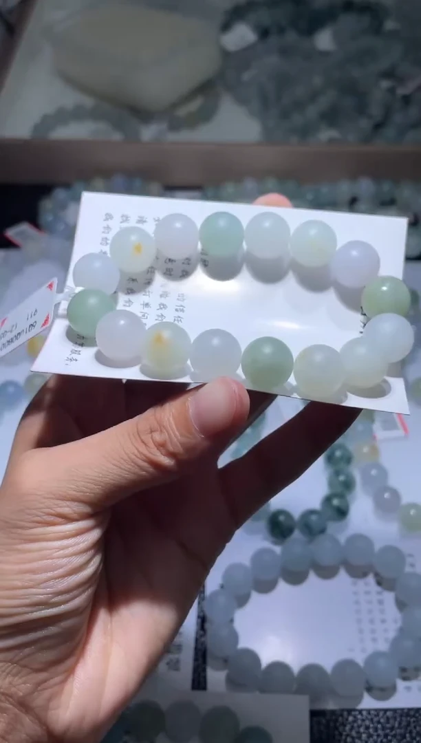 未镶嵌定制翡翠翡翠手串