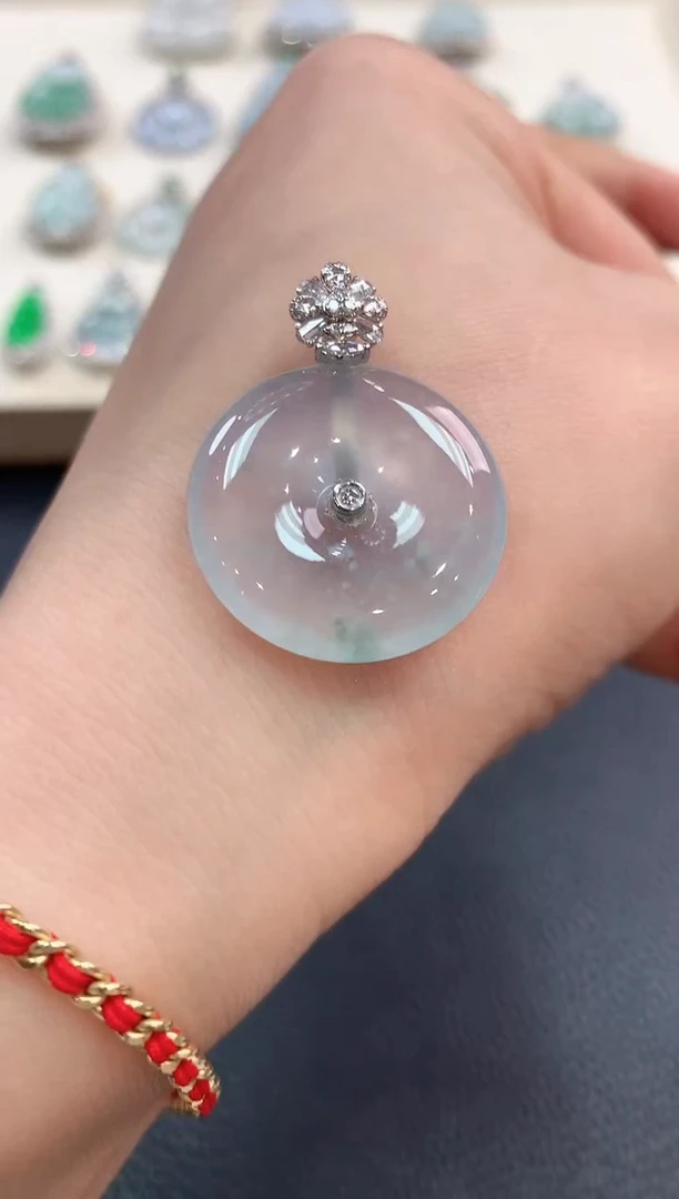 【闪购商品】翡翠吊坠(不含链)18K金镶嵌b89