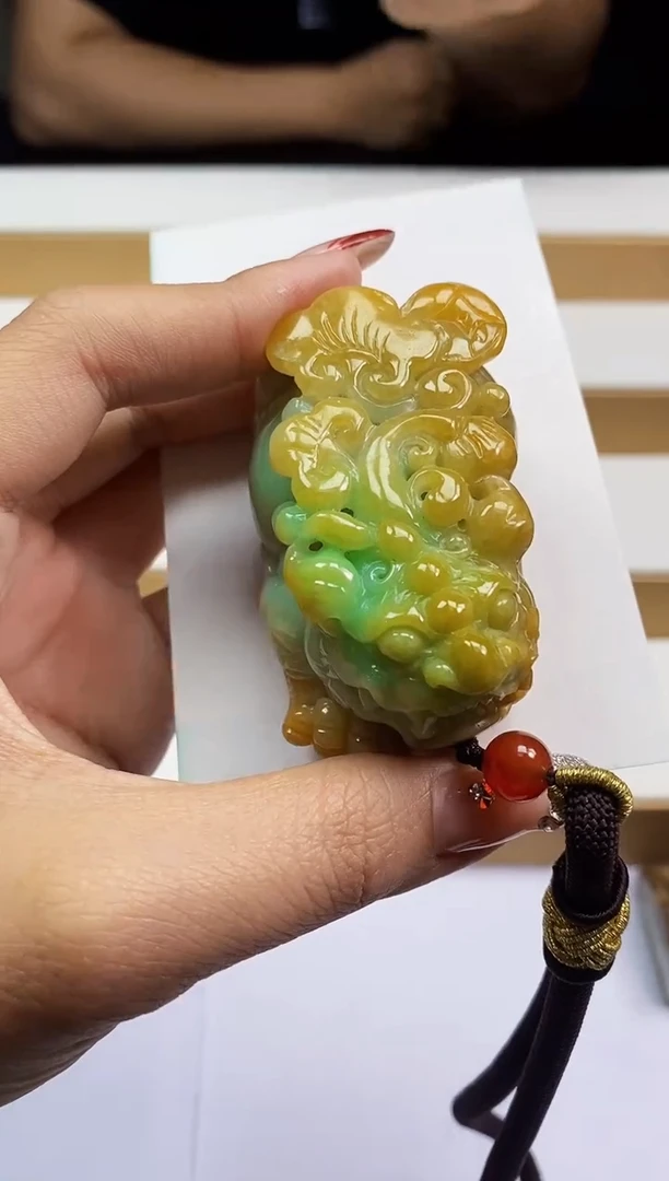 翡翠未镶嵌颈饰翡翠A货