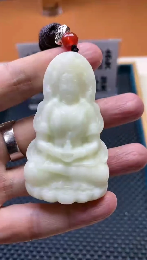【闪购商品】透闪石-蛇纹石玉其它未镶嵌多样性发货一个