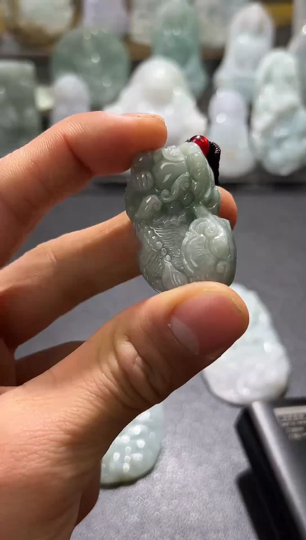 颈饰未镶嵌翡翠殇*12/17    58