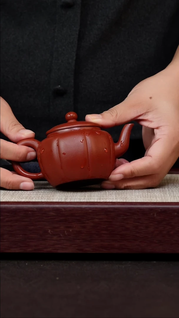茶杯紫砂朱泥筋纹器