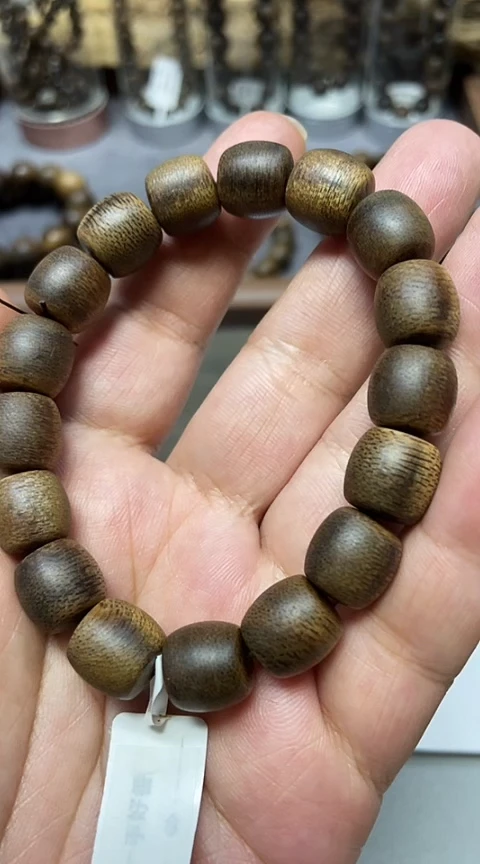 【闪购商品】沉香手串柬埔寨金丝菩萨棋沉香1.2桶珠沉水级老料